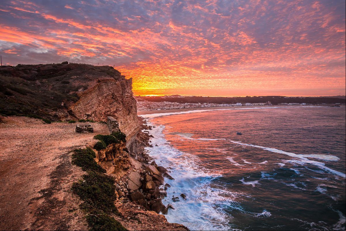 MAR E MONTANHA NO CENTRO DE PORTUGAL